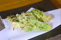 山菜の天ぷら。 (c)日本テレビ