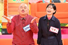 安田大サーカス・クロちゃん（左）とリチ（右）。