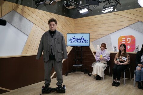 「ダイアンのなんで人気やねん」より。