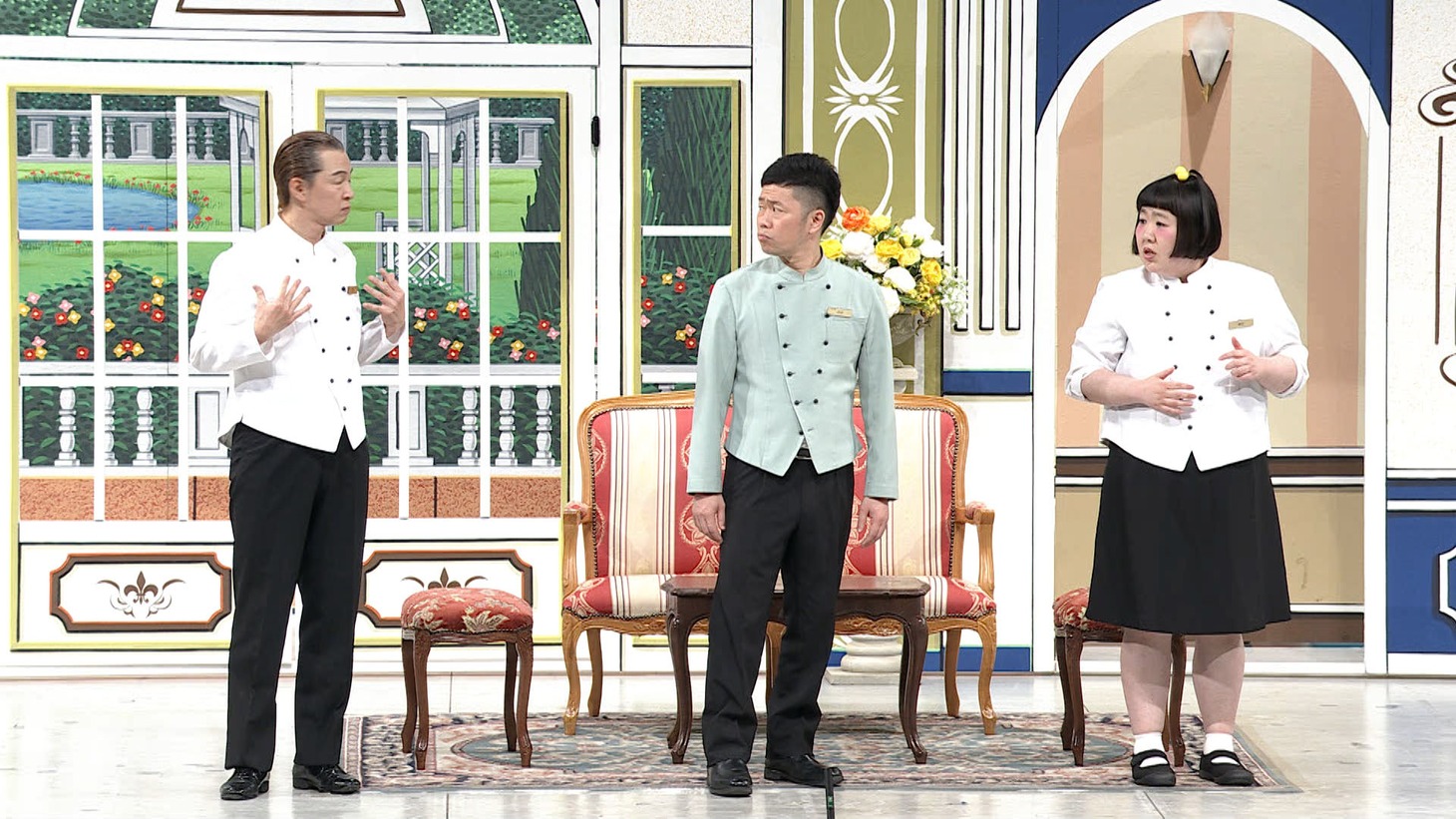 左からアキ、吉田裕、酒井藍。