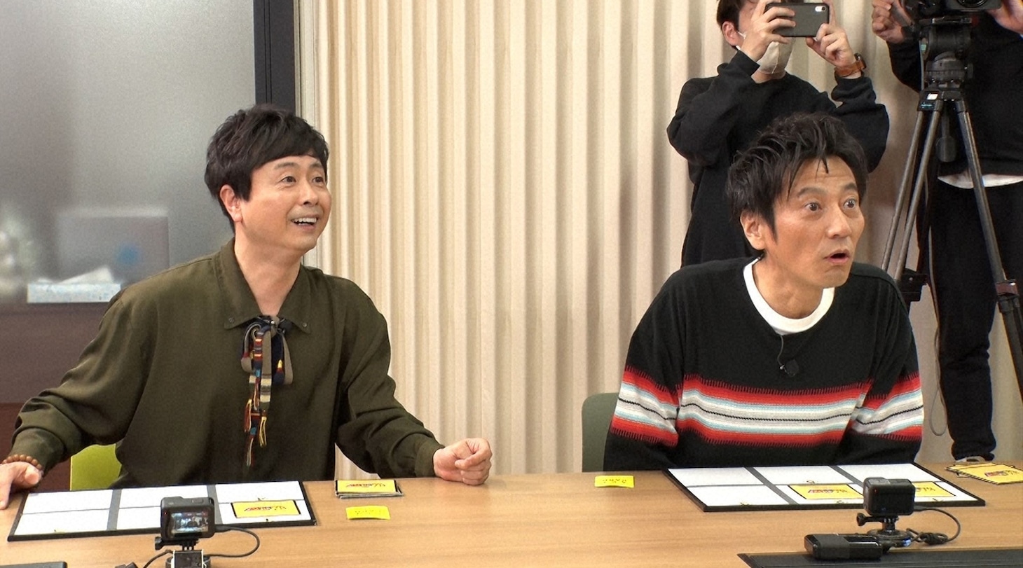 左から次長課長・河本、津田寛治。(c)読売テレビ