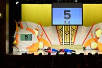 「5秒追加綱引き」の様子。