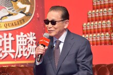 タモリ。「ビールは生活の句読点になると思う」と挨拶した。