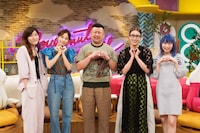 「ドーナツトーク」にゲスト出演するケンドーコバヤシ（中央）とMC陣。(c)CBC