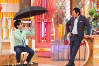 おいでやす小田と明石家さんま。(c)フジテレビ