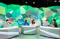 「やすとものいたって真剣です」スタジオの様子。(c)ABCテレビ