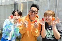 左から天才ピアニスト竹内、宮川大輔、天才ピアニストますみ。(c)日本テレビ