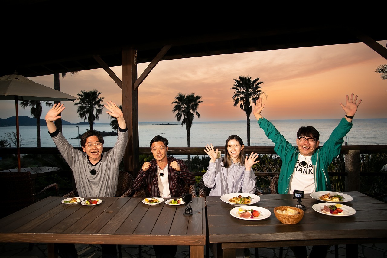 左から、ずん飯尾、市川紗椰、東京ホテイソン。(c)HBC