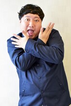 ロングコートダディ兎