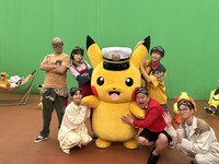 「ポケモンとどこいく!?」の出演者たち。