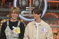 左から小島健、正門良規。 (c)読売テレビ