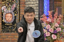 品川庄司・品川 (c)読売テレビ