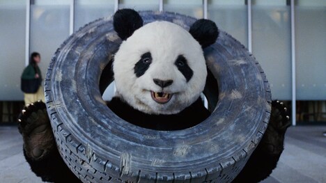 「MEGA BIG」のCM「マンネリの日々」編のワンシーン。