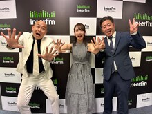 左から錦鯉・長谷川、DJの山崎あみ、錦鯉・渡辺。
