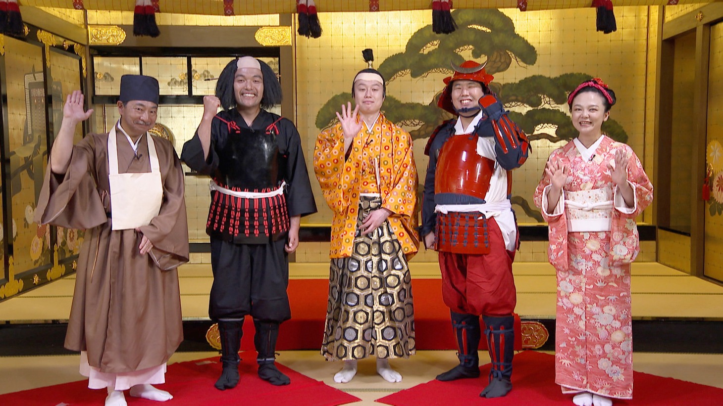 「極城の見取り図 天下取る前に築城しちゃうぞ！」に出演する（左から）城郭考古学者の千田嘉博教授、見取り図、蛙亭。(c)RSK
