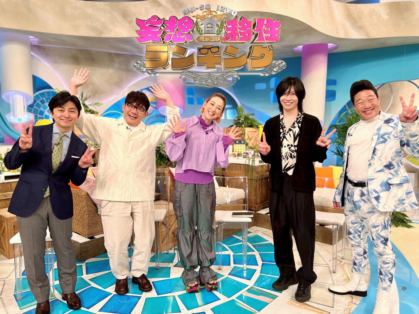 左から森圭介アナウンサー、ずん飯尾、SHELLY、前田裕二、ANZEN漫才みやぞん。(c)日本テレビ