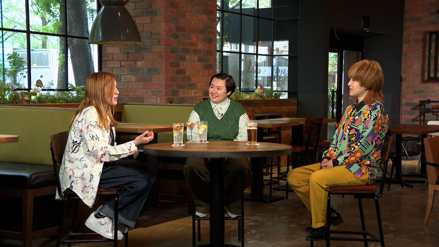「ボクらの時代」に出演する（左から）納言・薄幸、やす子、尼神インター渚。(c)フジテレビ