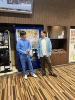 ゆにばーす川瀬名人（左）と相席スタート山添（右）。