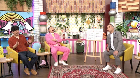 MCのオードリーとゲストの野口聡一(右)。(c)テレビ朝日