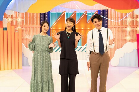 左から石川萌香、小池栄子、平成ノブシコブシ吉村。(c)NHK