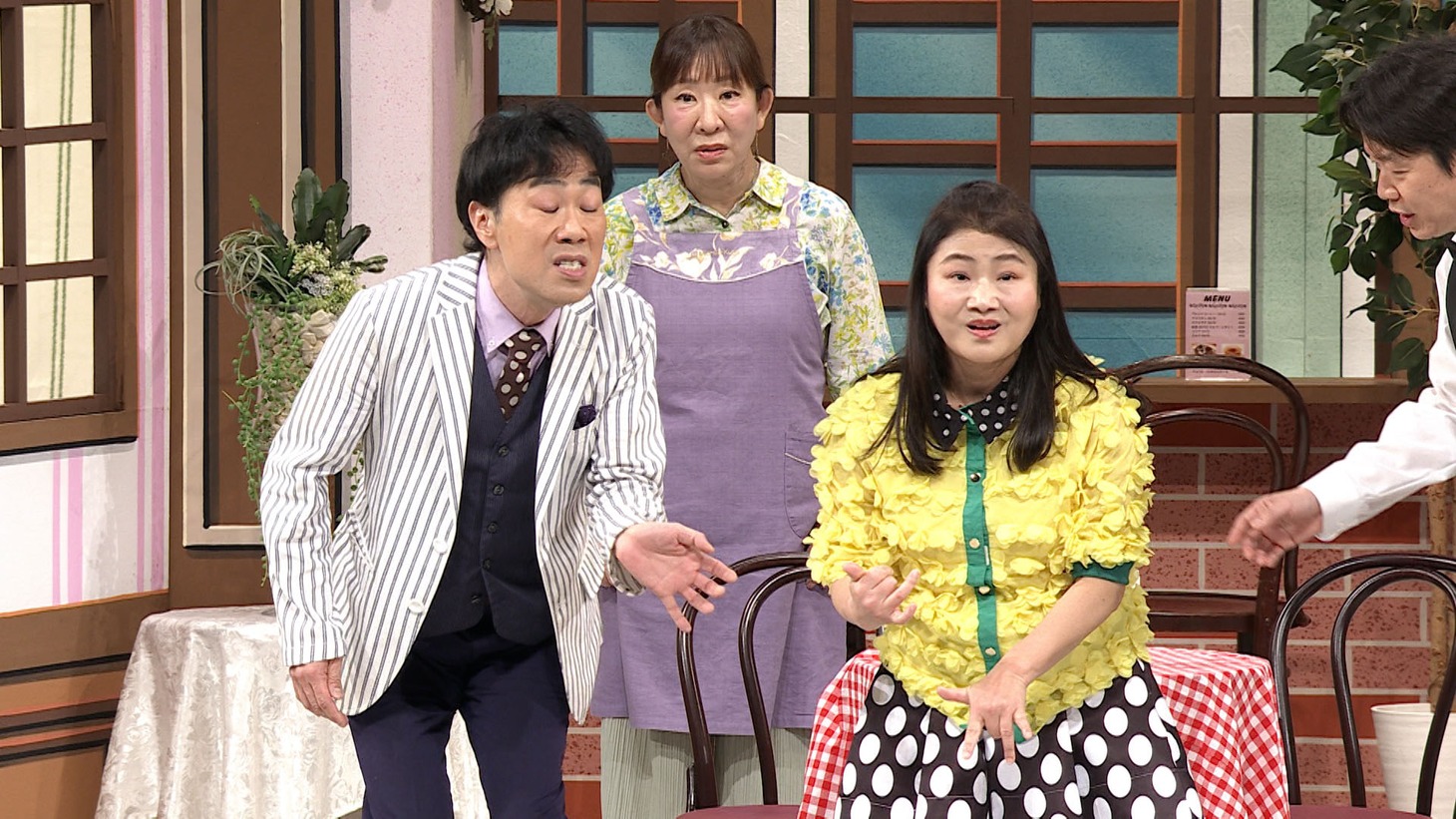 変顔をする藤井隆と島田珠代。