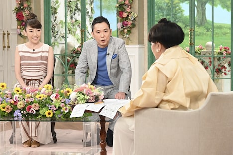 爆笑問題・太田、光代夫妻と黒柳徹子。(c)テレビ朝日