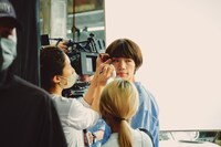 CM「ママ友」編の撮影中の様子。