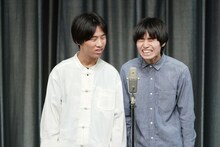 今年6月に行われた「UNDER5 AWARD 2023」でネタを披露するあくびぼうや。