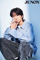 「JUNON」2023年8月号より、高橋文哉。