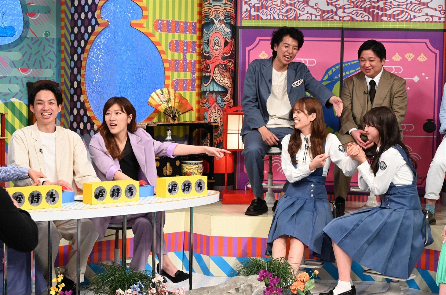 「座持ち動画グランプリ」のワンシーン。(c)読売テレビ