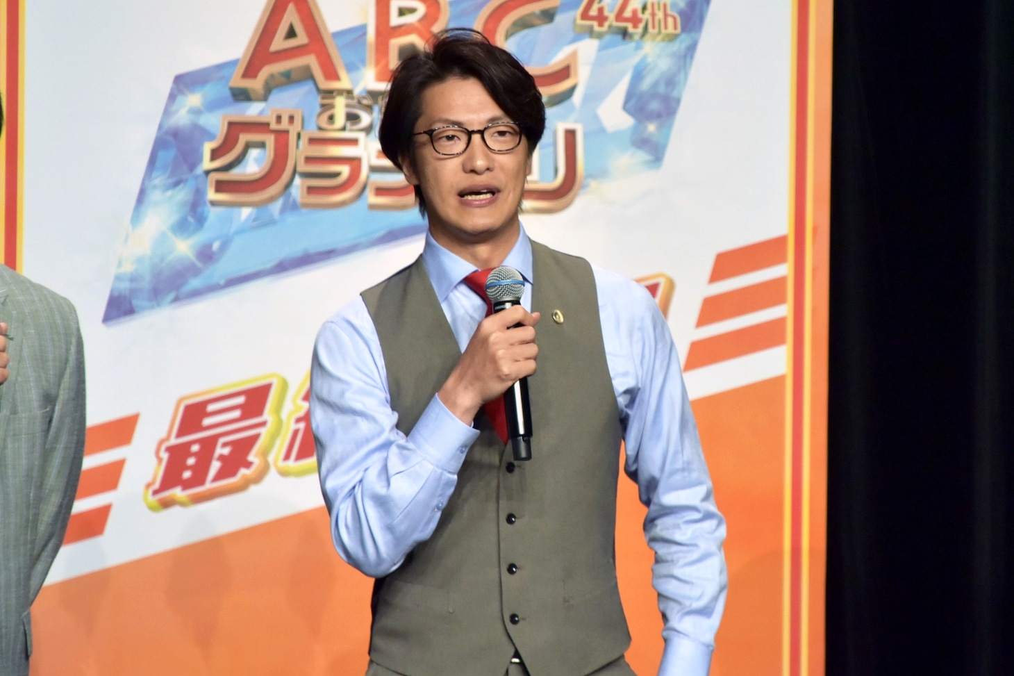 ダブルヒガシのコメントを受けて「心の法律が有罪です」などと話した、こたけ正義感。