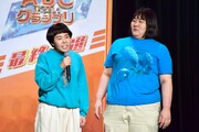 「心のスーパーマラドーナ武智さんからもらった」という「ひき肉にしてやんよ」を披露するヨネダ2000誠。