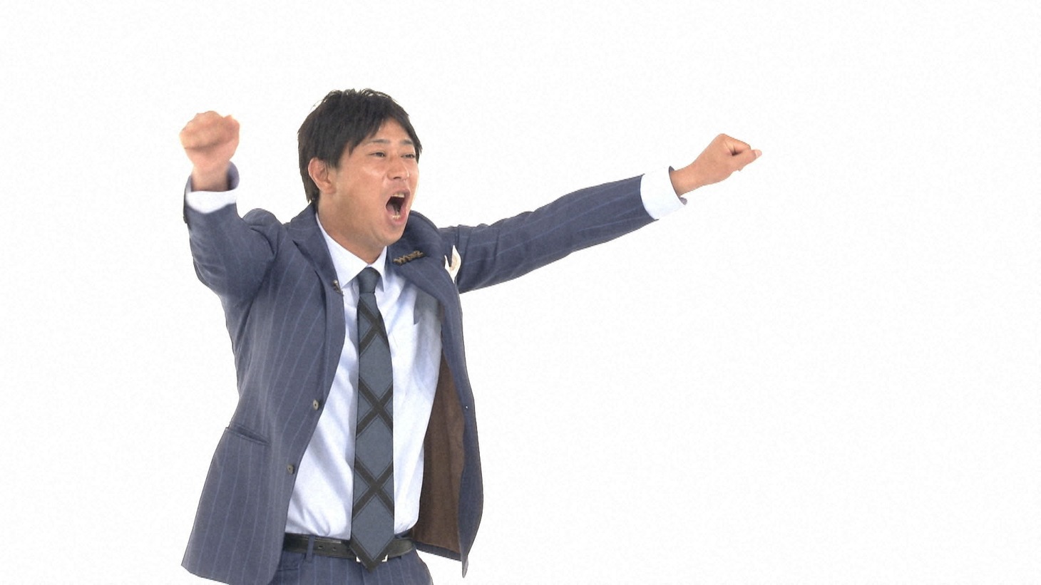 「笑わない数学」に出演するパンサー尾形。