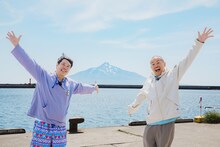 タカアンドトシ  (c)UHB/YOSHIMOTO KOGYO