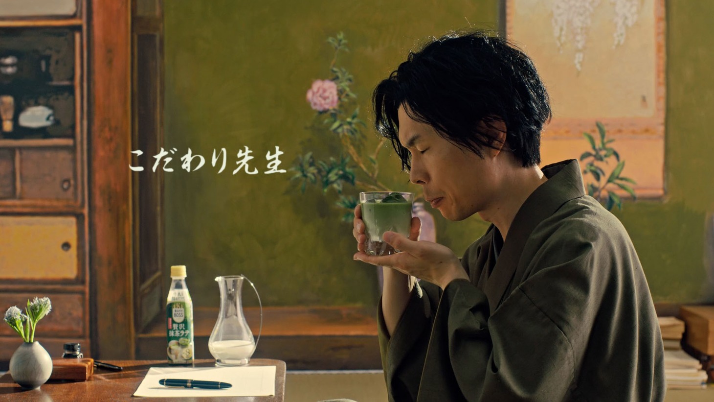 CM「BOSS CAFE APARTMENT」編のワンシーン。