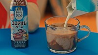 CM「BOSS CAFE APARTMENT」編のワンシーン。