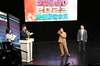 登場早々、観客が少ないことを愚痴るウエストランド井口。