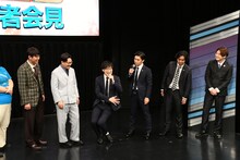 ギャグで意気込みを表すキュウぴろ。