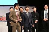 「ハイスクールマンザイ2022」優勝者のレイジークラフト。