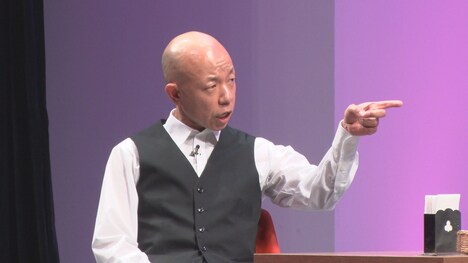 バイきんぐ小峠