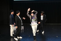 アインシュタイン河井の蹴りを食らうヤジマリー。。