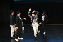 アインシュタイン河井の蹴りを食らうヤジマリー。。