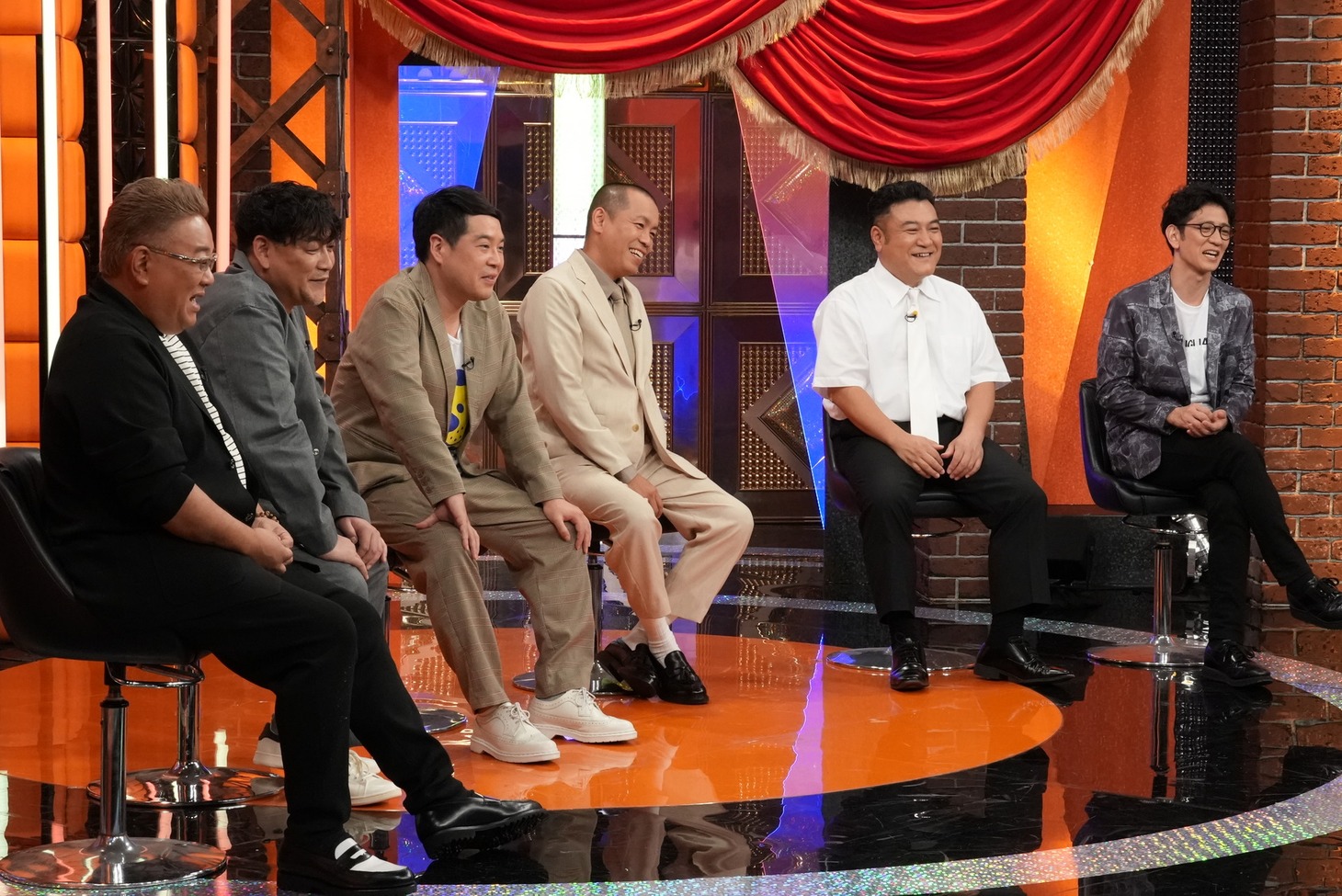 左から、サンドウィッチマン、タカアンドトシ、アンタッチャブル。(c)テレビ朝日