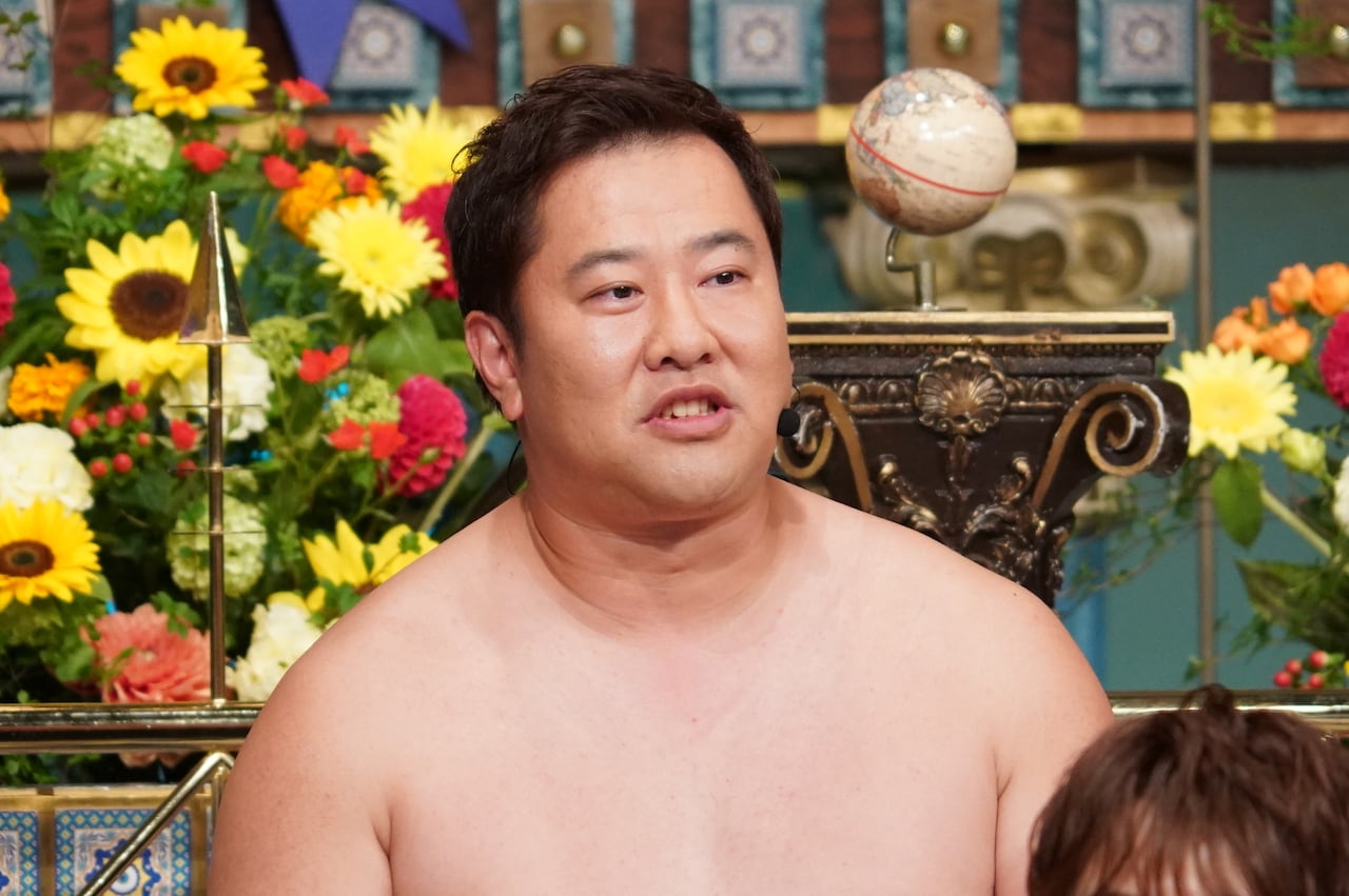 とにかく明るい安村 (c)日本テレビ