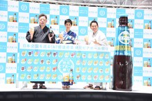 左からダイアン・ユースケ、黒島結菜、ダイアン津田。