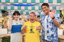 「出川一茂ホラン☆フシギの会」に出演する（左から）ホラン千秋、出川哲朗、長嶋一茂。(c)テレビ朝日
