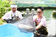 左からケンドーコバヤシ、宮川大輔。(c)日本テレビ