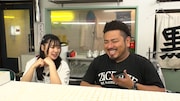 左から早乙女ゆみの、鬼越トマホーク・金ちゃん。(c)カンテレ