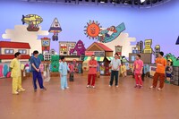 「火曜は全力！華大さんと千鳥くん」のワンシーン。(c)関西テレビ