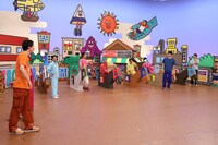 「火曜は全力！華大さんと千鳥くん」のワンシーン。(c)関西テレビ